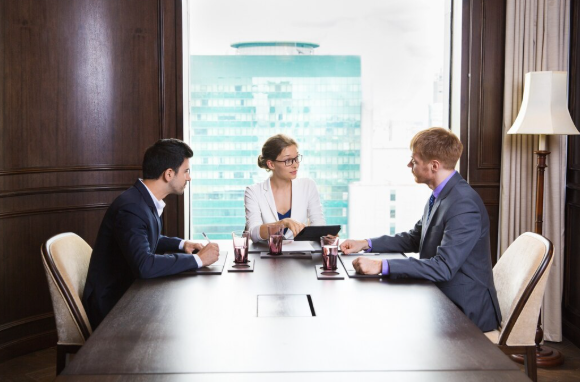 Why Florida Businesses Need Strong Legal Guidance Early?